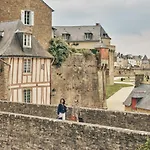 Chic Studio Sous Les Toits Du Centre Historique