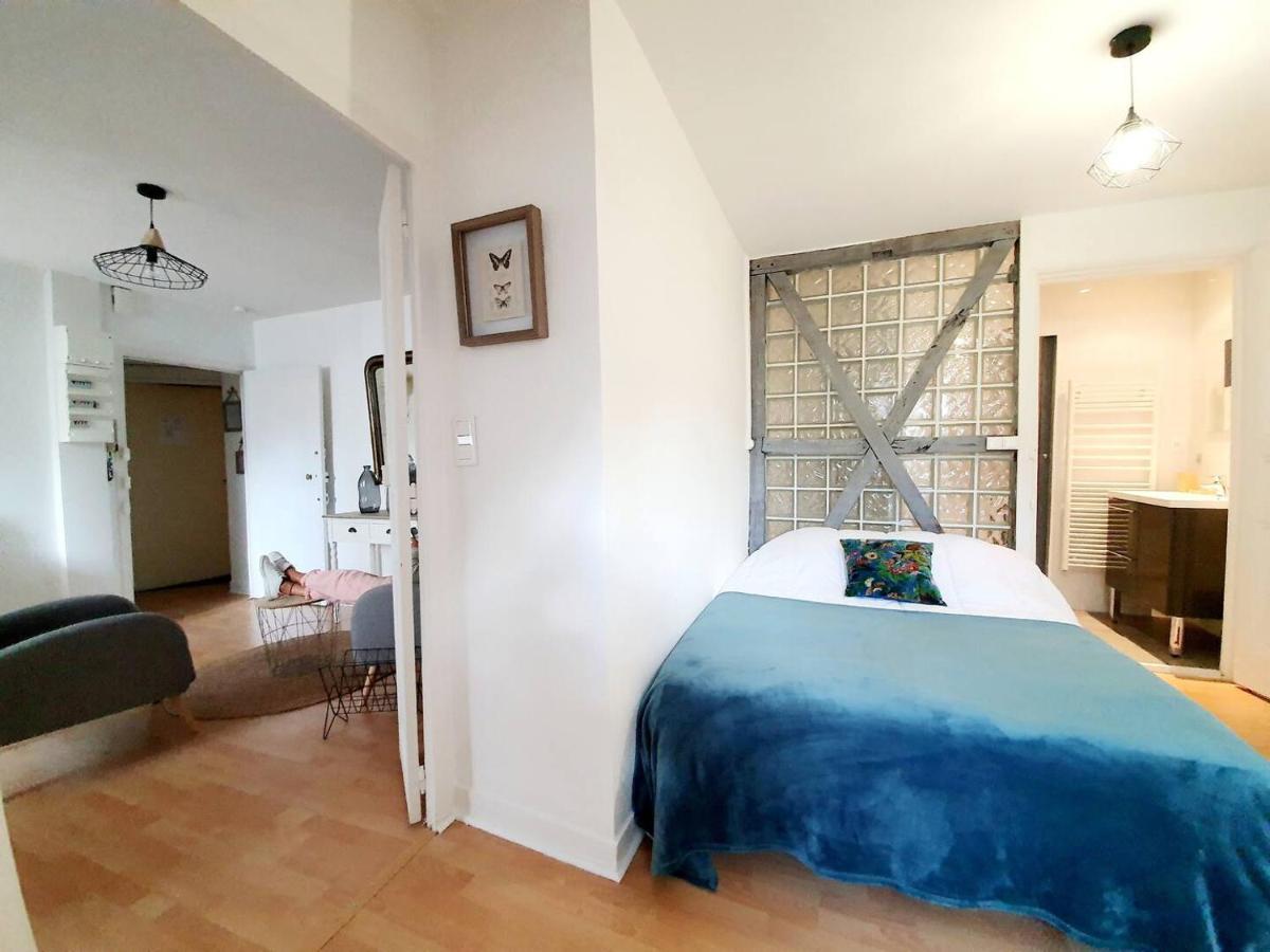 Appartement Chic Sous Les Toits Du Centre Historique *
