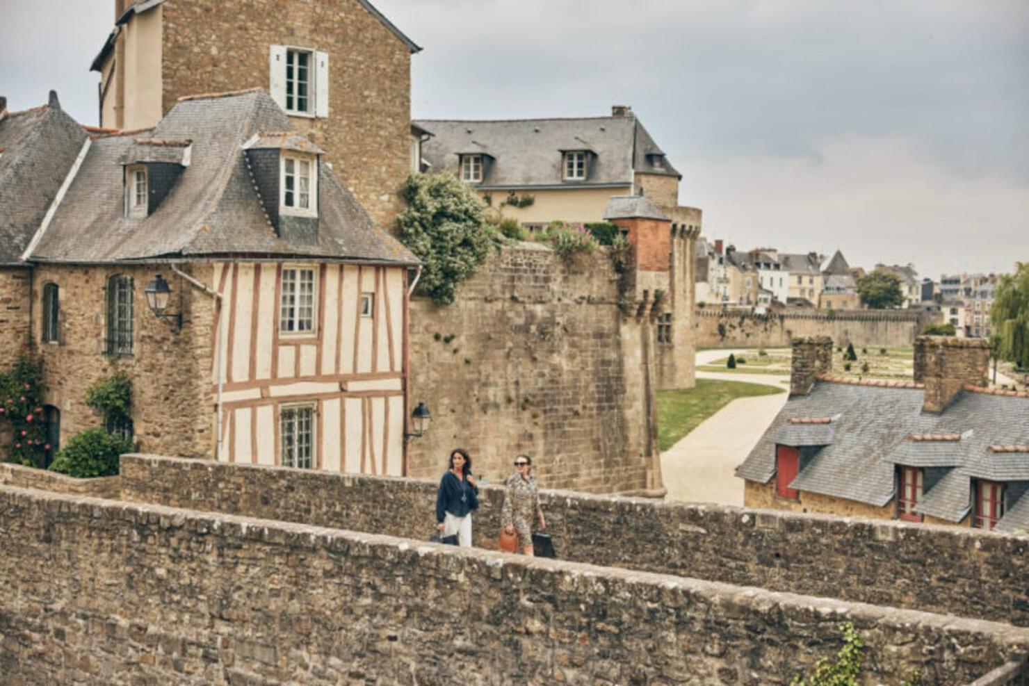 Chic Sous Les Toits Du Centre Historique Appartement *