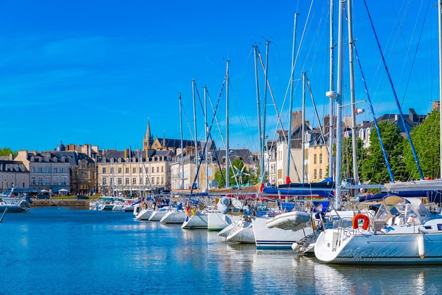 Chic Sous Les Toits Du Centre Historique Appartement Vannes